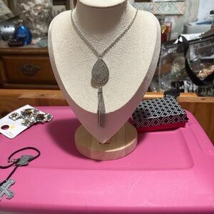 Elegant Silver Teardrop Pendant Necklace